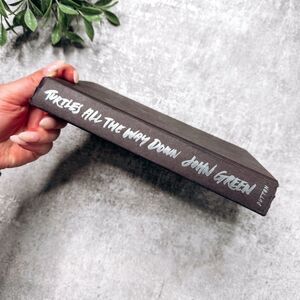 Turtles All the Way Down by John Green – Hardcover